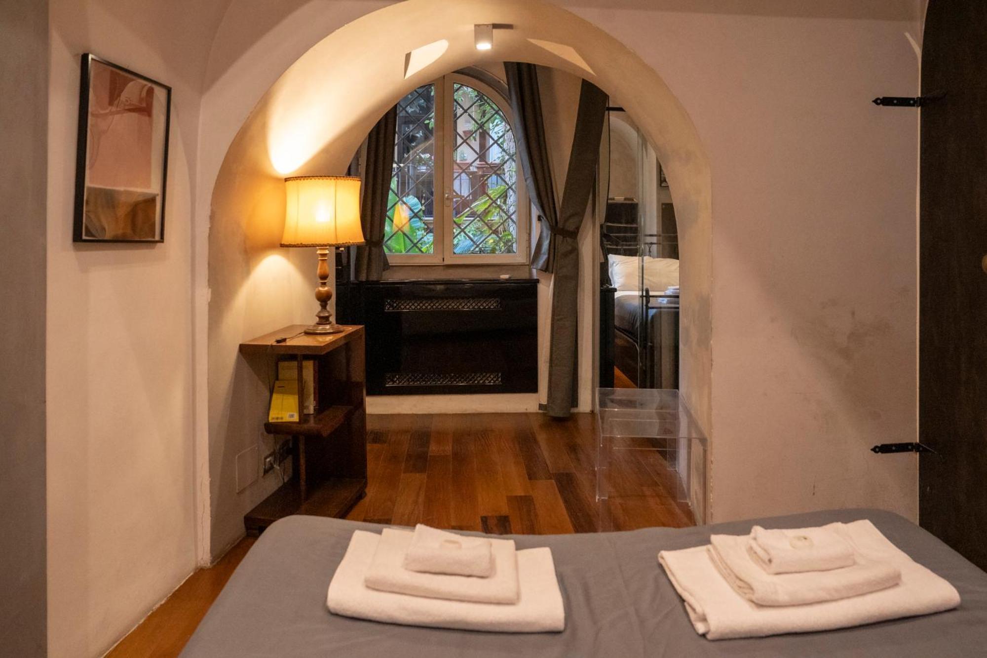 Domus Ciancaleoni - Colosseum - Rione Monti * Rom