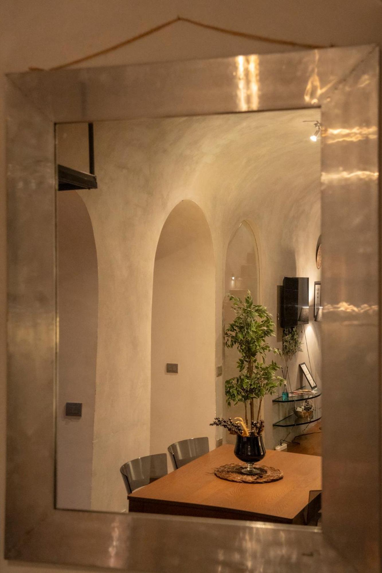 Domus Ciancaleoni - Colosseum - Rione Monti *