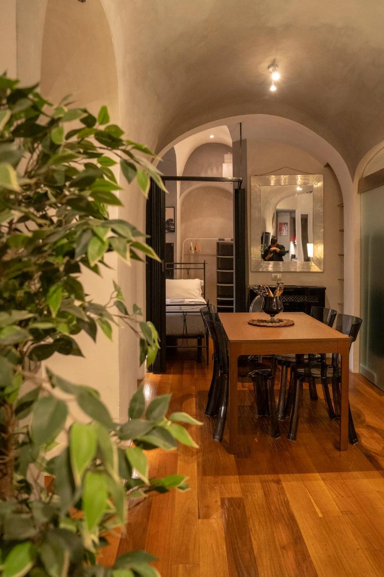 Domus Ciancaleoni - Colosseum - Rione Monti Apartment *