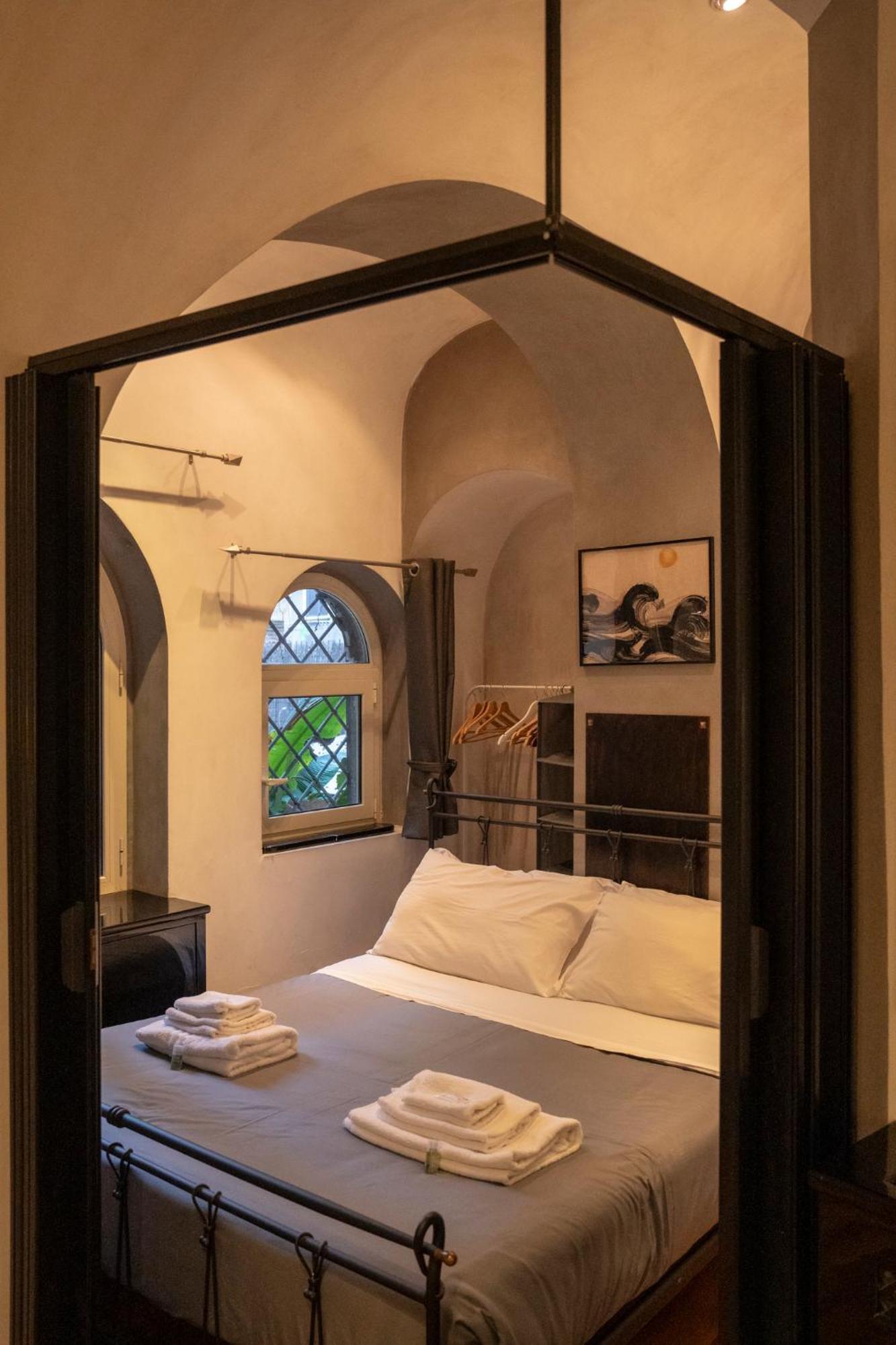 Apartment Domus Ciancaleoni - Colosseum - Rione Monti