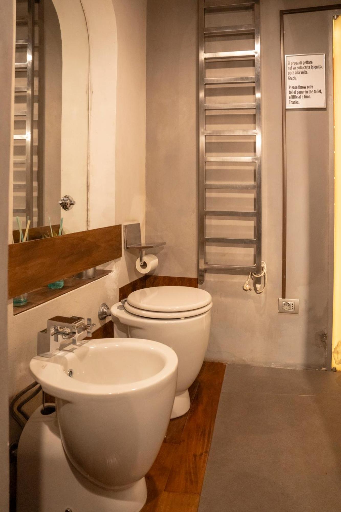Apartment Domus Ciancaleoni - Colosseum - Rione Monti *